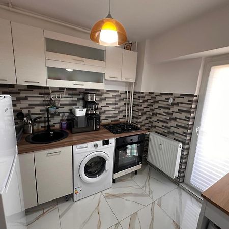 Ferienwohnung Wow Unirii-Coposu Bukarest Exterior foto