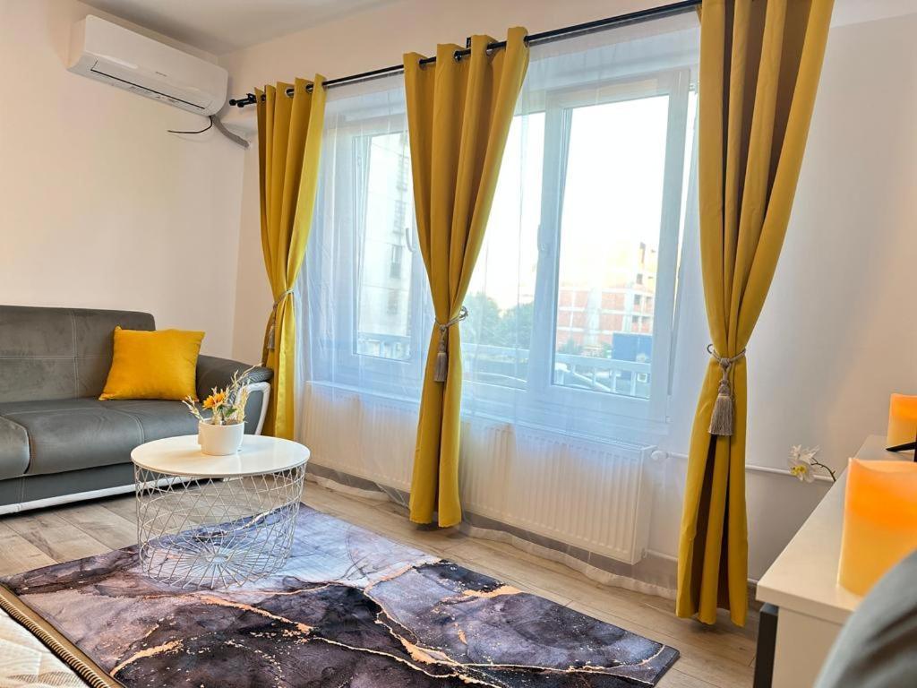 Ferienwohnung Wow Unirii-Coposu Bukarest Exterior foto