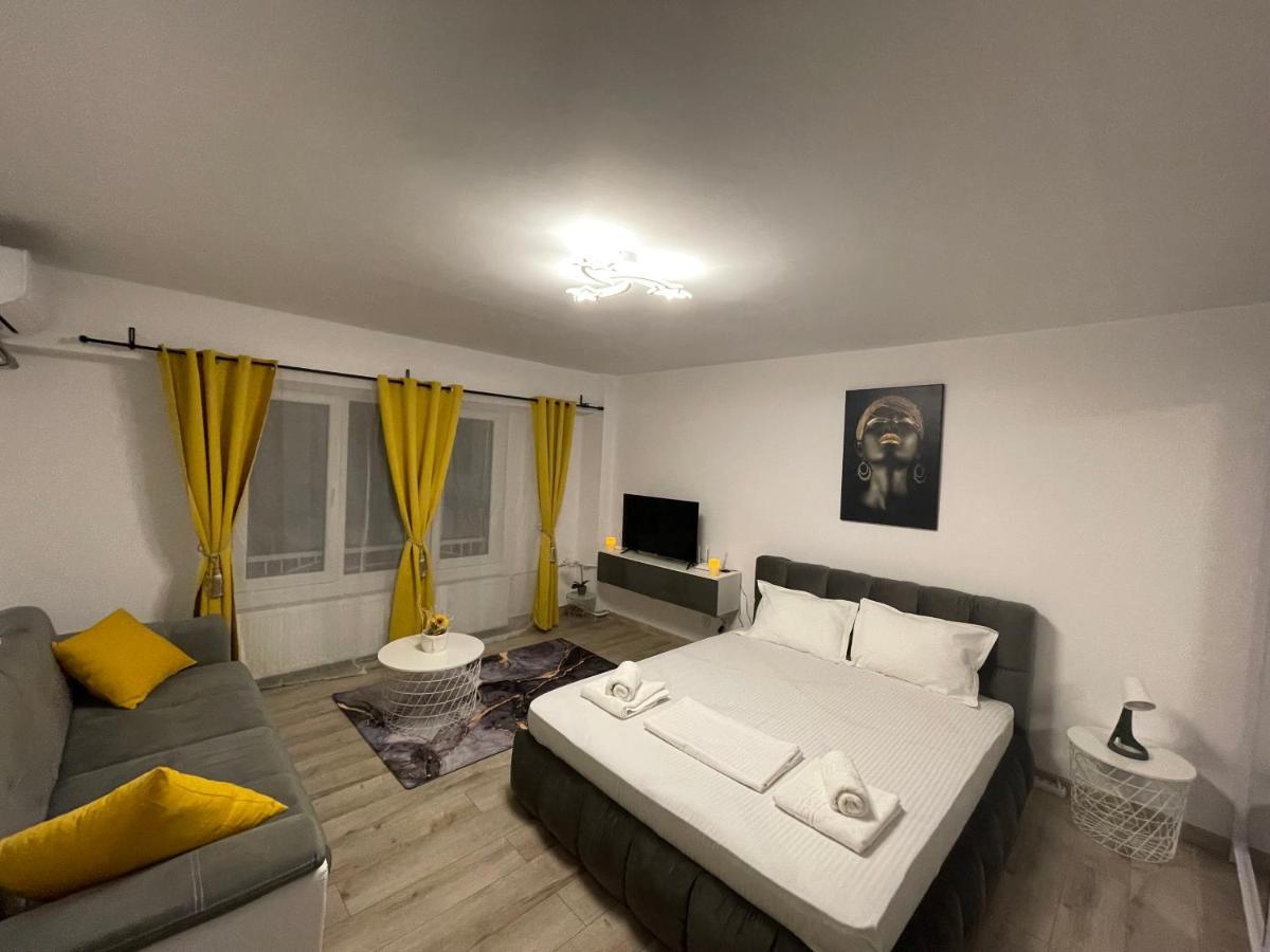 Ferienwohnung Wow Unirii-Coposu Bukarest Exterior foto